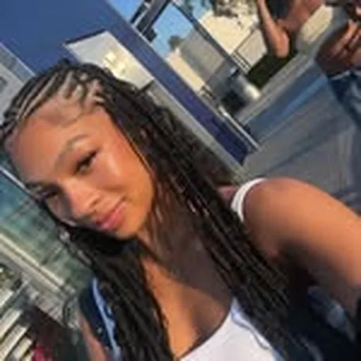 @rylajones_ profile image