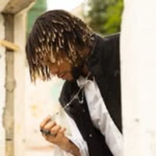 @s_rozzz profile image
