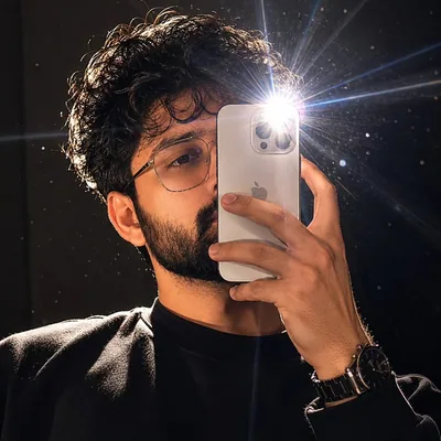 @safdarsvlogiverse profile image