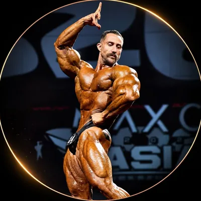 @saman_olfati_ifbbpro profile image