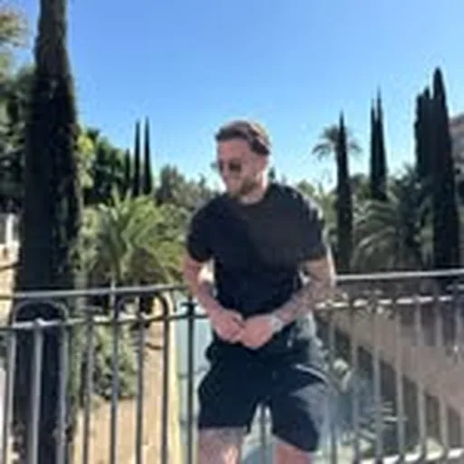@samuelwarrington_hw profile image