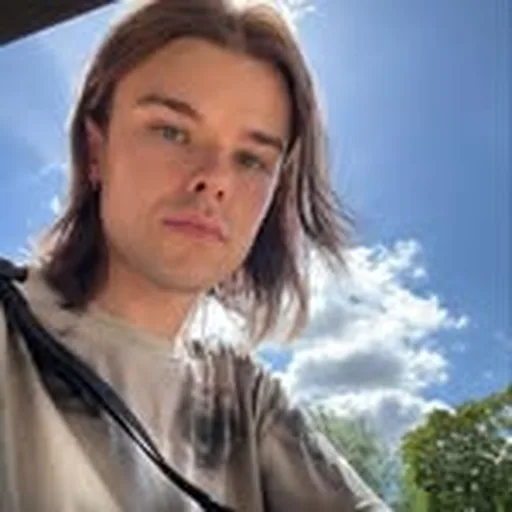 @samwknoll profile image