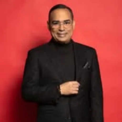@santarosalive profile image