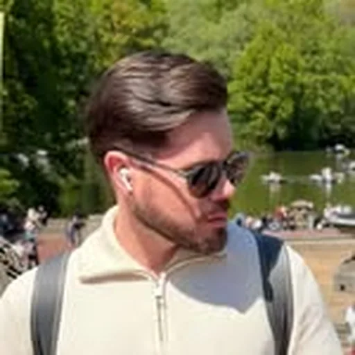 @santiagorrosas profile image