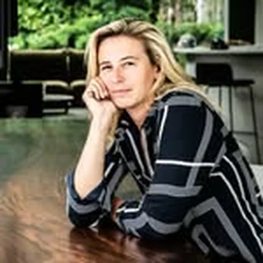 @sarah_bovy profile image