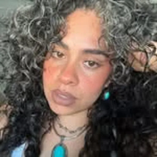 @sawbylaura profile image