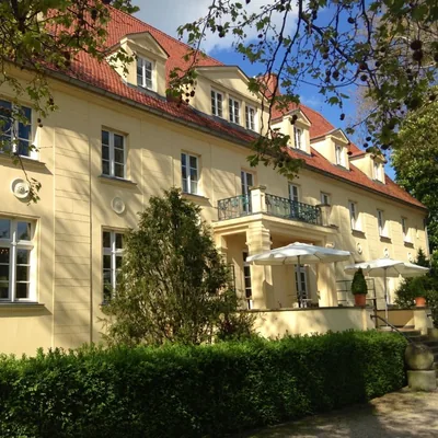 @schlossdiedersdorf profile image