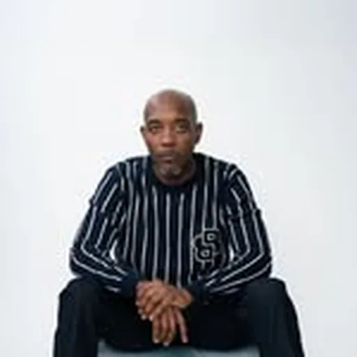 @seanibremix profile image