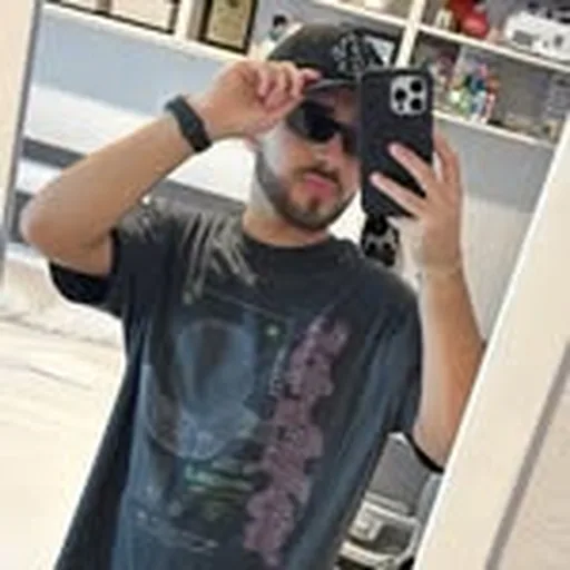 @sebastianluttinger profile image