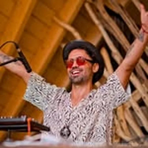 @sebastianvenu profile image