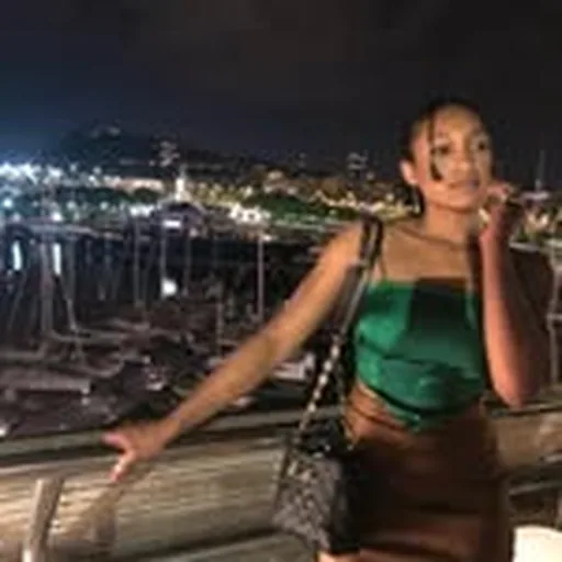 @selinaabbew profile image