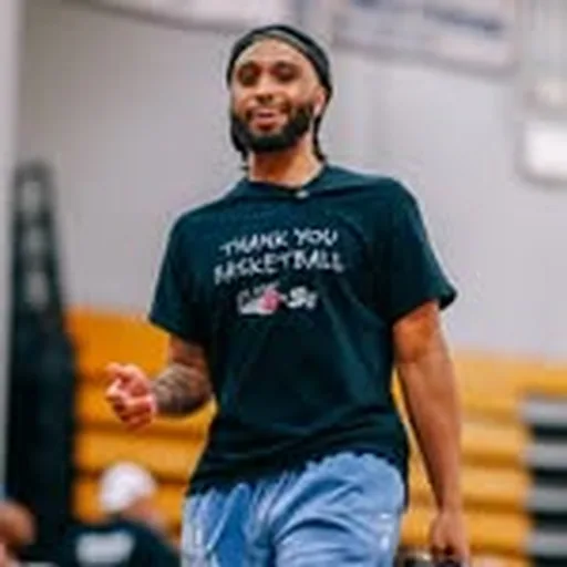 @shakehoops profile image