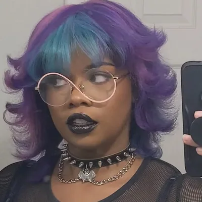 @shantrinas profile image