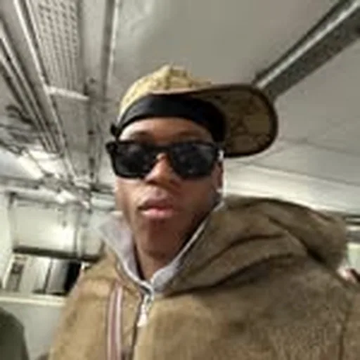 @shaqtwelve_ profile image