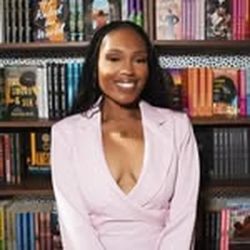 @shecozyandlit profile image