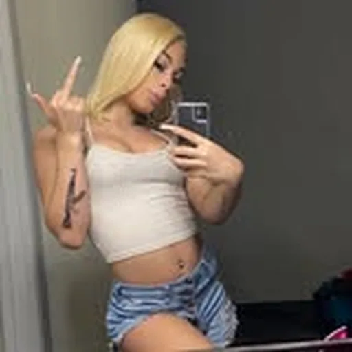 @shesmilan profile image