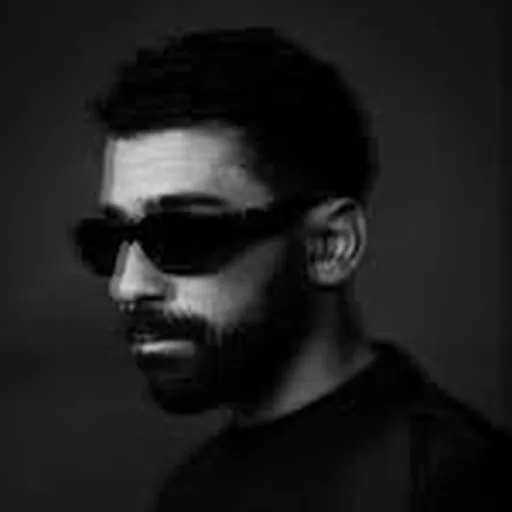 @shobeeshayfeen profile image