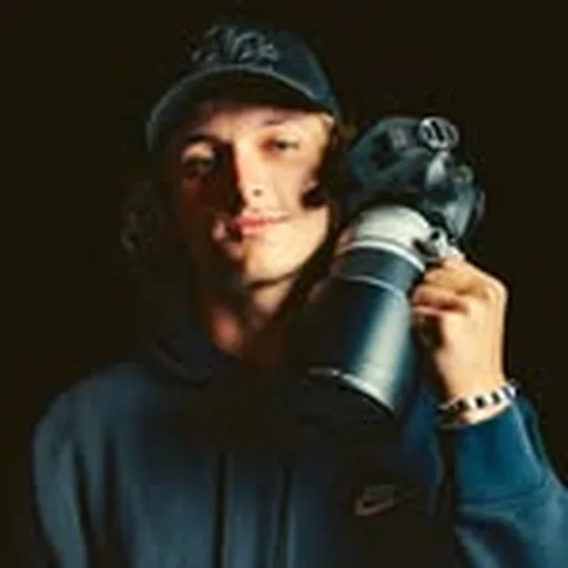 @shotbybarbeau profile image
