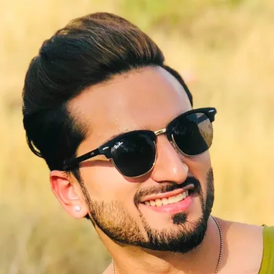 @shourya___syal profile image