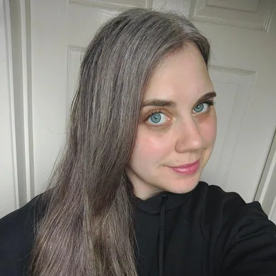 @silversparklemama profile image