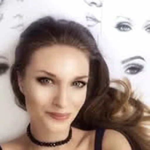 @silviemahdal_art profile image