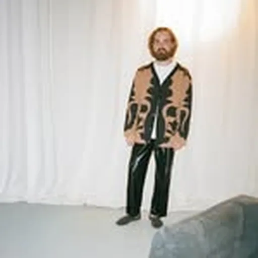 @simon_radvan profile image