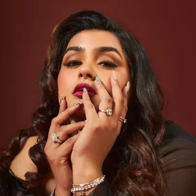 @simranjat_ profile image