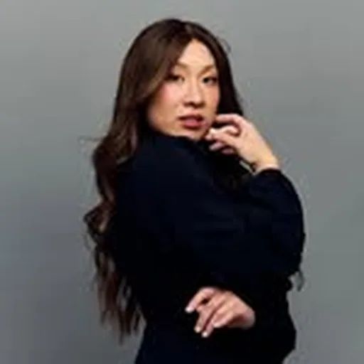 @singwithtina profile image