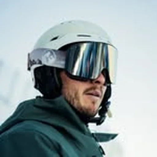 @skioholic profile image