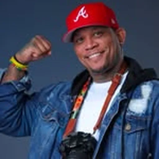@skribblevisionmedia profile image