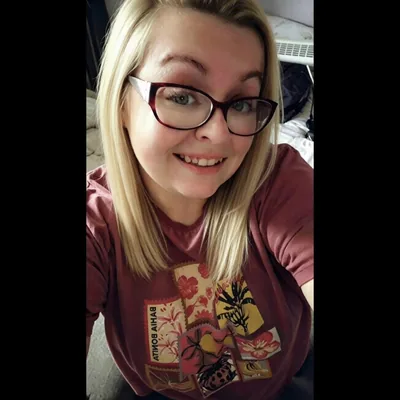 @snaps_by_sarah89 profile image