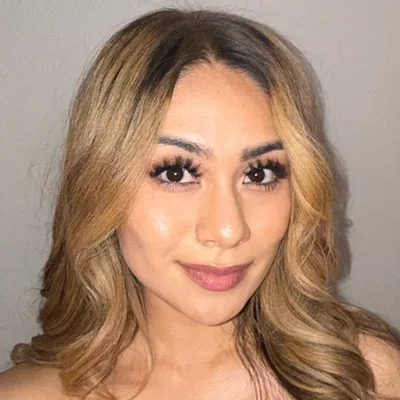 @socialestrella profile image