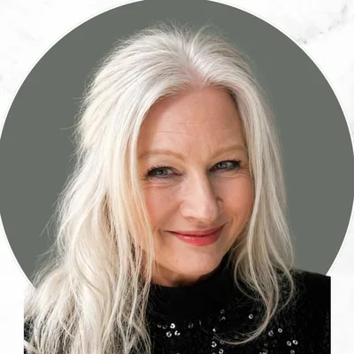 @sophie.thesocialstrategist profile image
