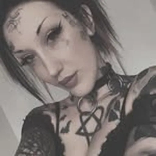 @steph.guillotine profile image
