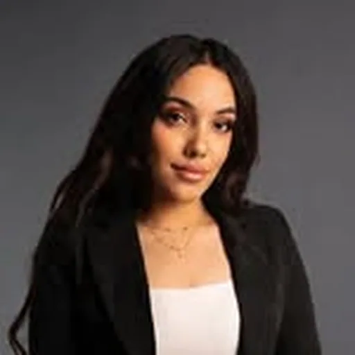 @stephanienuesi profile image