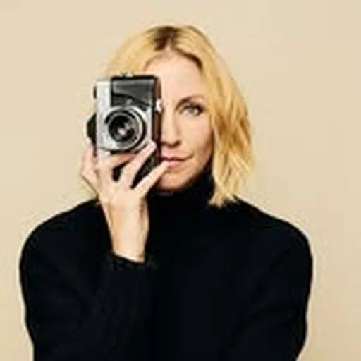 @stephgirardheadshots profile image