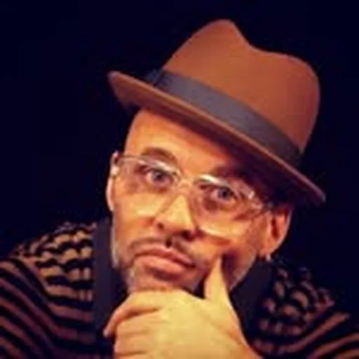 @storm_serious profile image