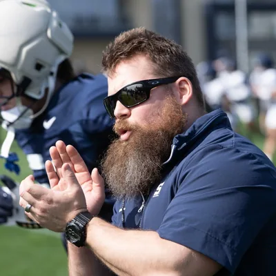 @strength_coach_white profile image