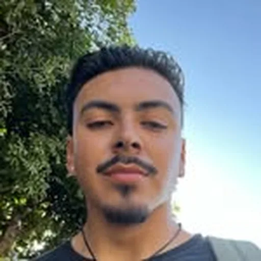 @subii_juan profile image
