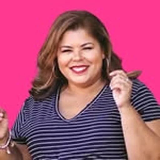 @suitsheelscurves profile image