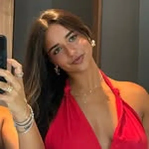 @suzyytakla profile image
