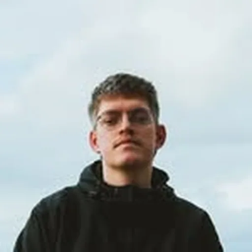 @svdkomusic profile image
