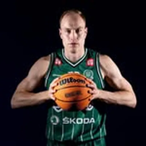 @t_kuuk profile image