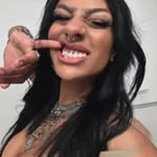 @takaayla profile image