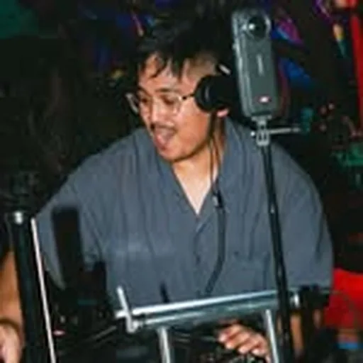 @takydon profile image