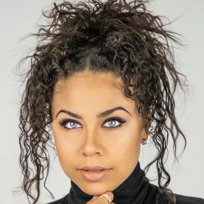 @taliaperezofficial profile image