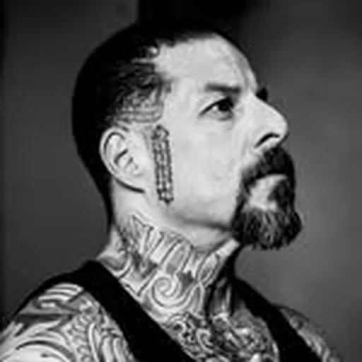 @tattoovinnie profile image