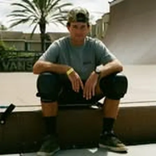 @taylor_nye profile image