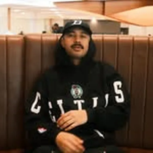 @teeksdj profile image