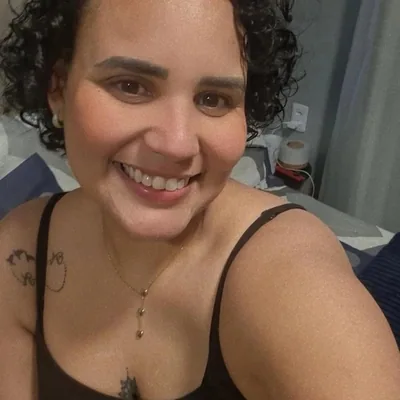 @thaiseborges_feecafesempre profile image